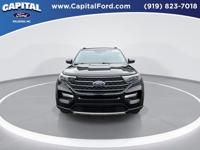 Certified 2023 Ford Explorer XLT w/ Equipment Group 202A image 3