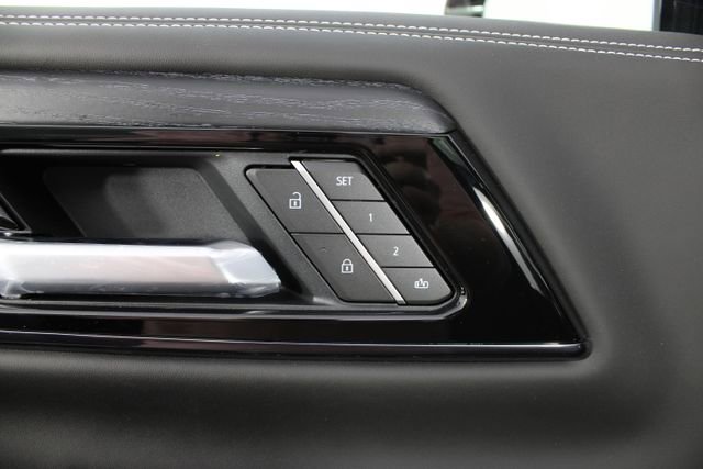 New 2026 GMC Yukon AT4 Ultimate AWD/4WD image 18