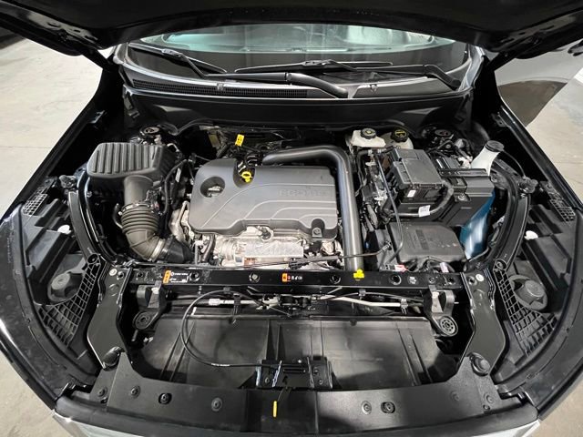 Used 2024 GMC Terrain SLT image 27