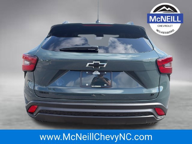 New 2026 Chevrolet Trax LT w/ Driver Confidence Package FWD image 7