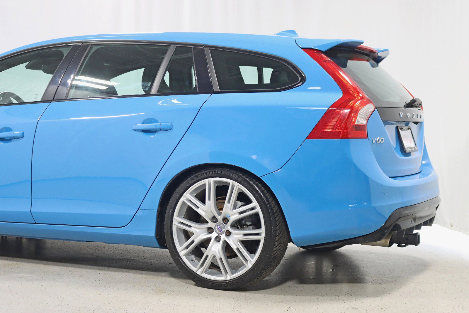 Used 2017 Volvo V60 T6 Polestar image 10