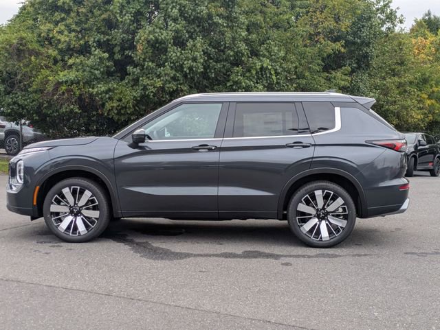 New 2025 Mitsubishi Outlander SEL FWD image 6