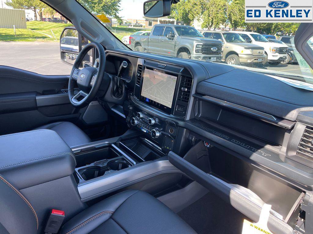 New 2026 Ford F350 Lariat image 32