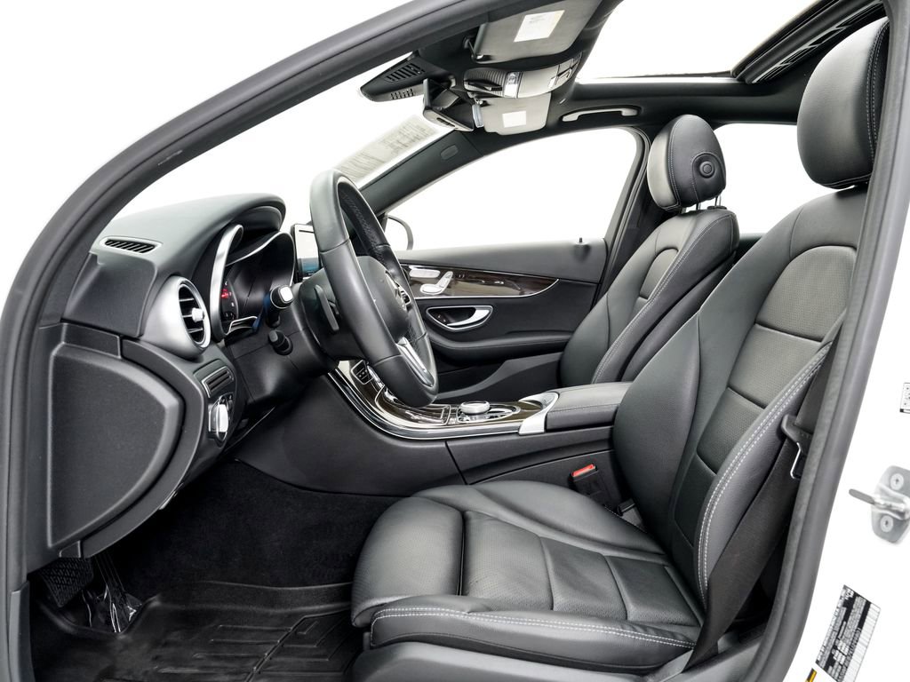 Used 2019 Mercedes-Benz C 300 4MATIC Sedan image 6