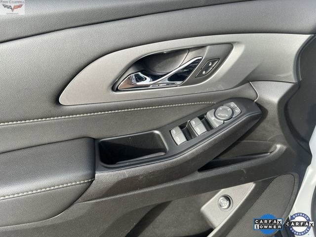 Used 2023 Chevrolet Traverse LT w/ Midnight/Sport Edition image 22