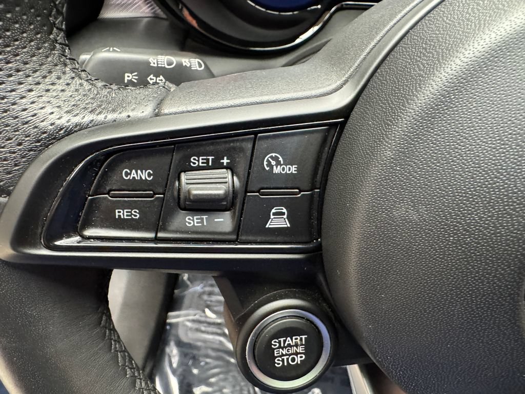 Used 2024 Alfa Romeo Tonale Ti AWD/4WD image 15