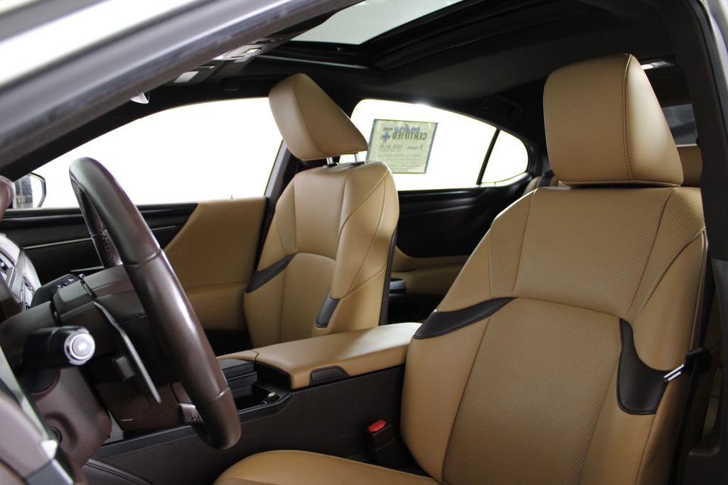 Used 2021 Lexus ES 350 w/ Premium Package image 18