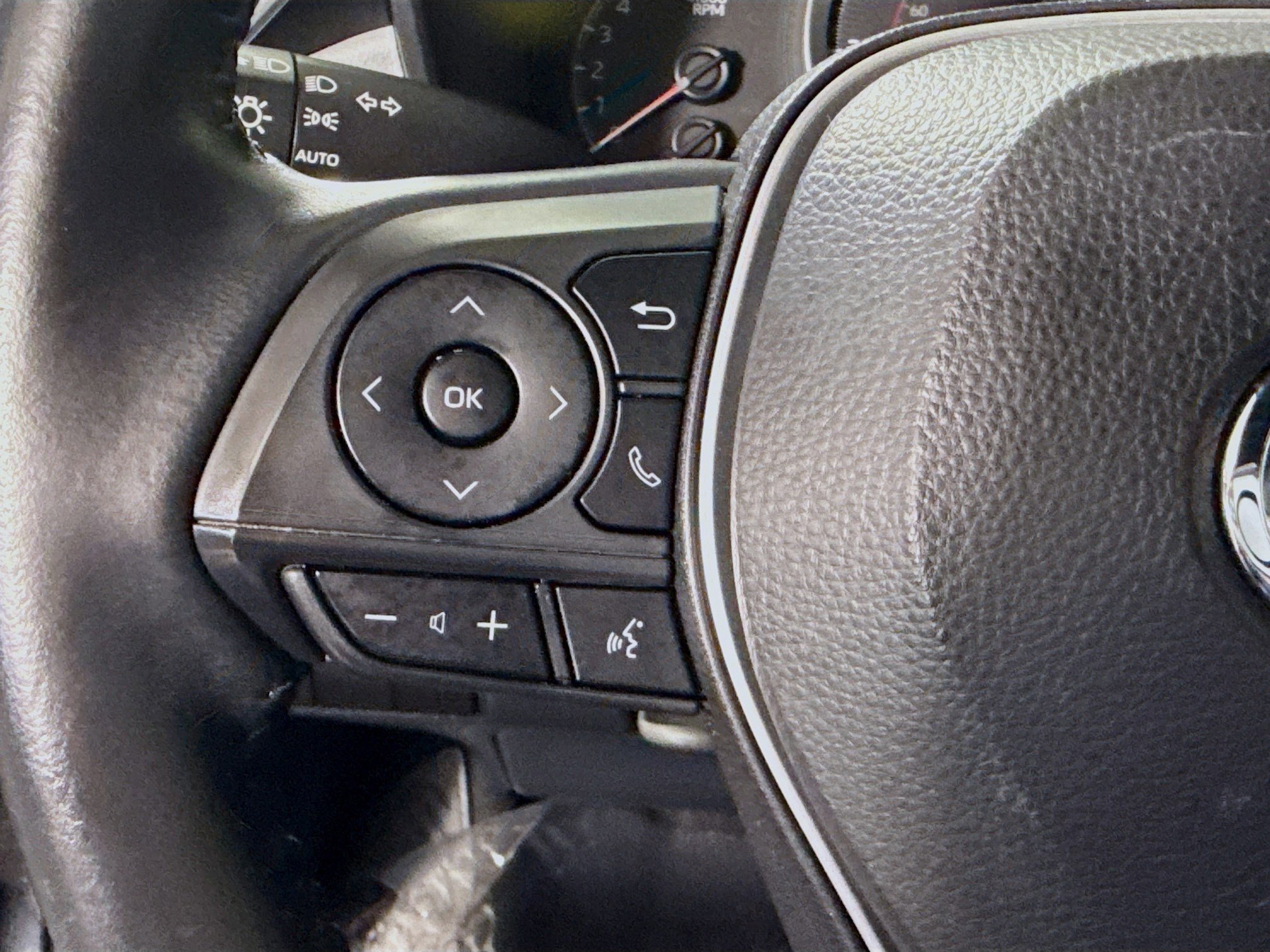 Used 2021 Toyota Corolla SE image 14