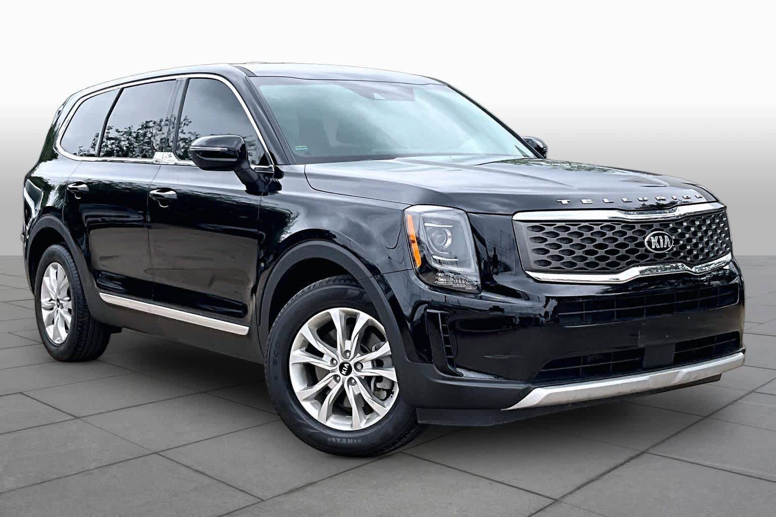 Used 2021 Kia Telluride LX FWD image 3
