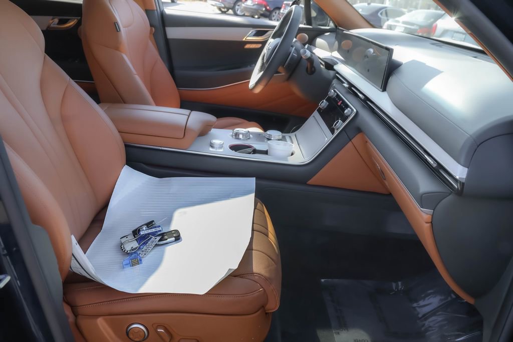 Used 2025 Genesis GV80 2.5T Advanced image 40