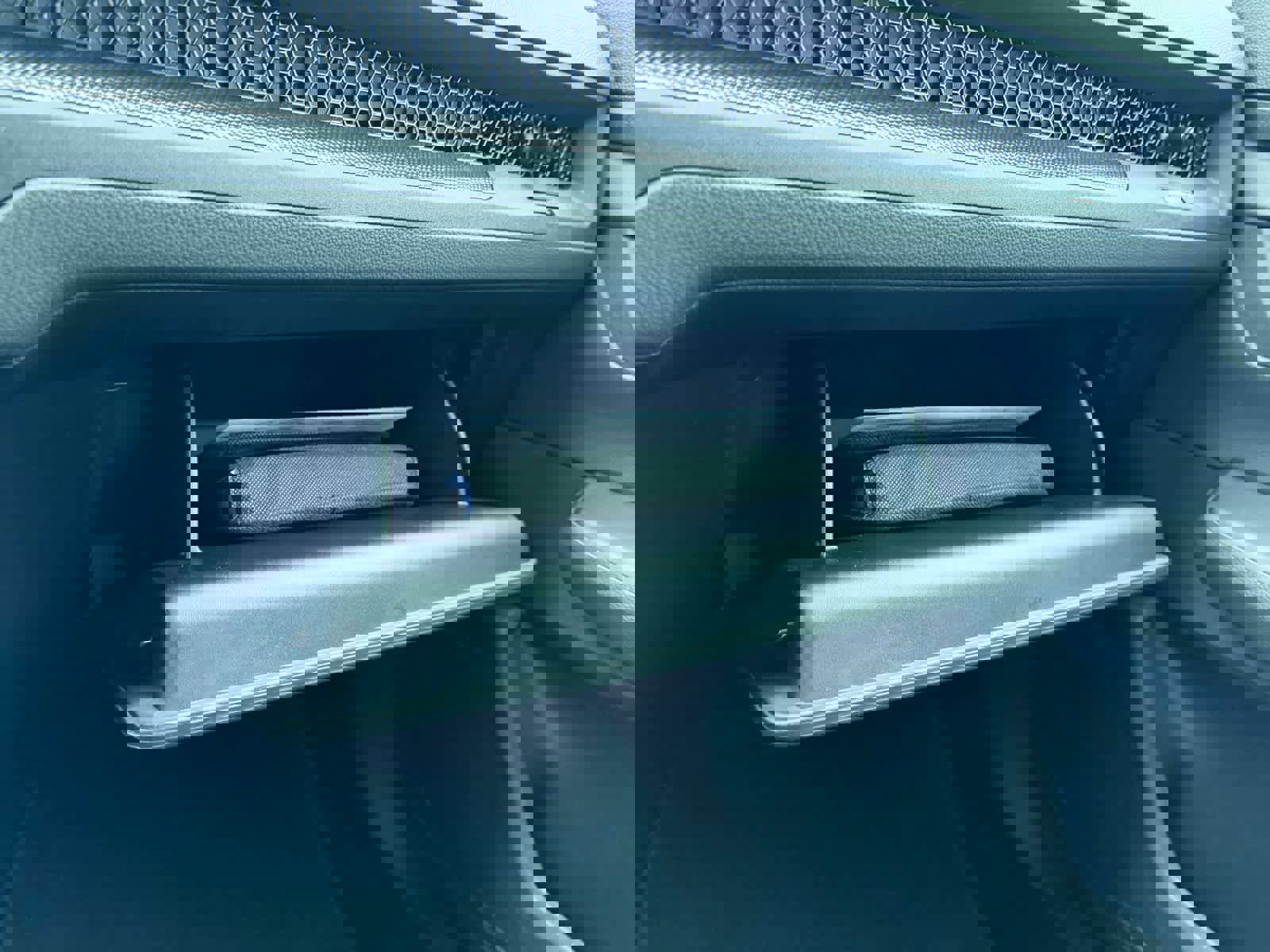 Used 2023 Honda CR-V LX image 30