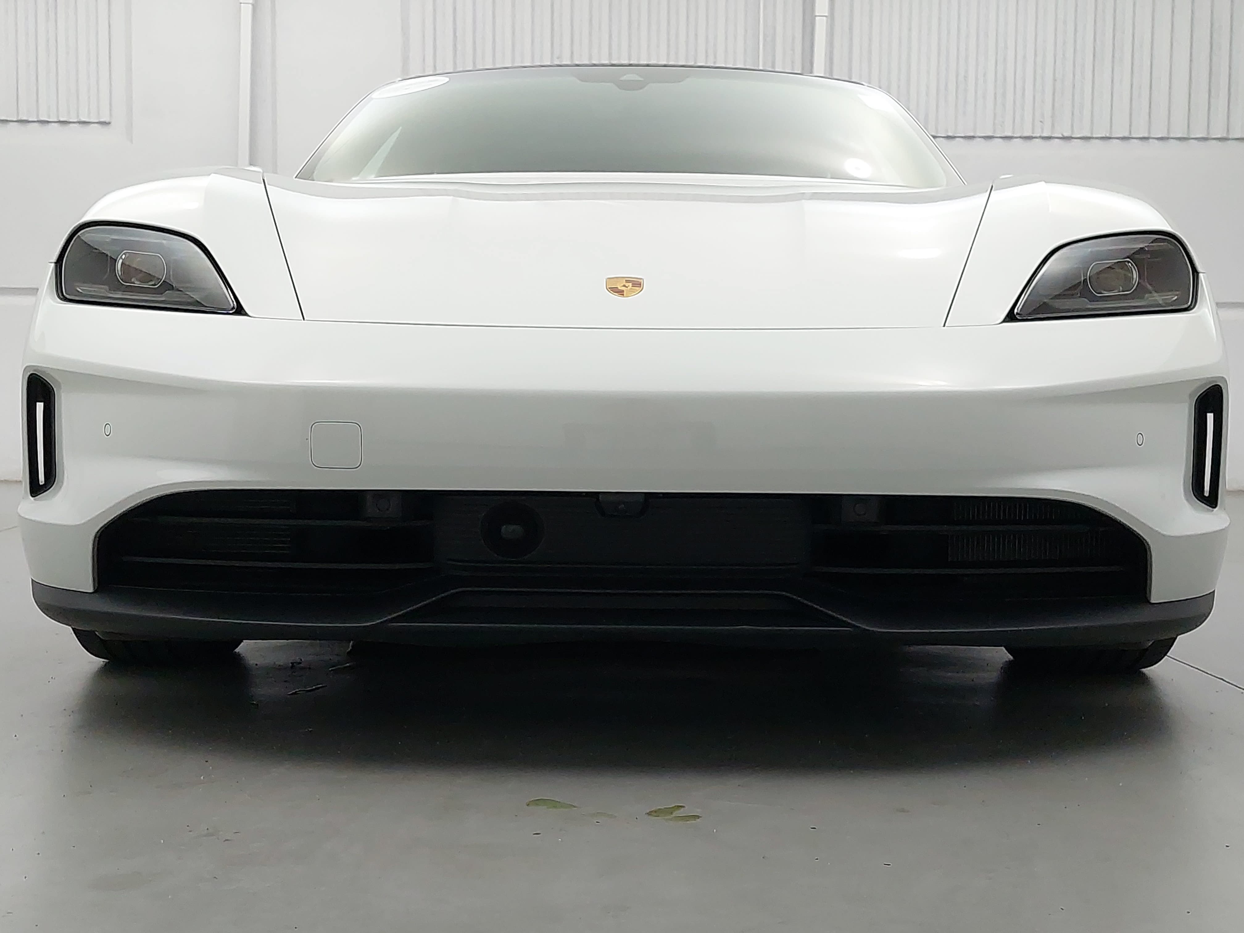 Certified 2025 Porsche Taycan RWD image 10
