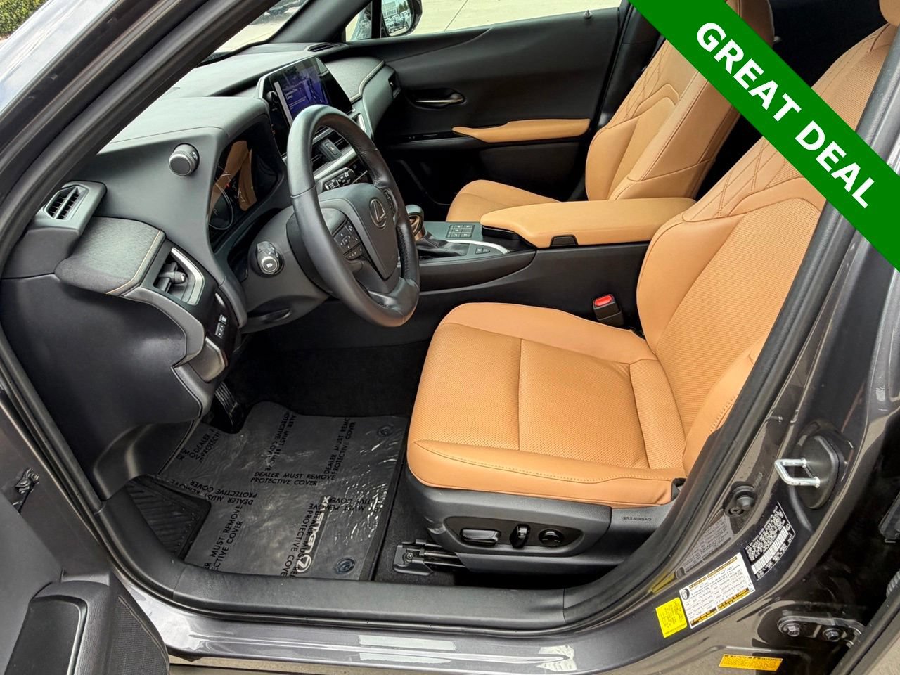 Used 2024 Lexus UX 250h FWD w/ Premium Package image 31