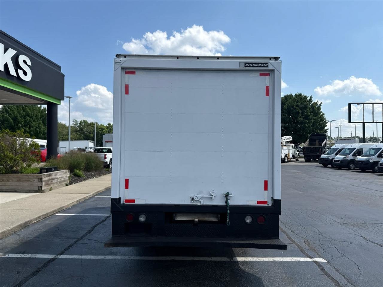 Used 2018 Ford E-350 and Econoline 350 Super Duty RWD image 7
