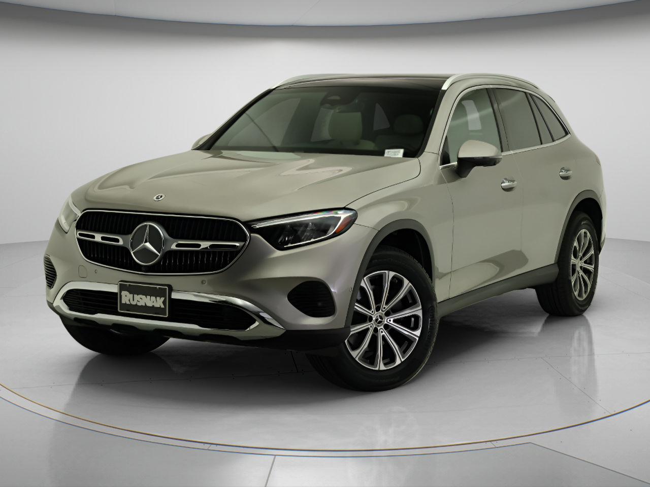 Certified 2024 Mercedes-Benz GLC 300 image 3