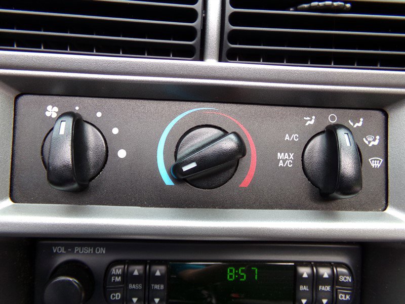 Used 2004 Ford Mustang GT image 36