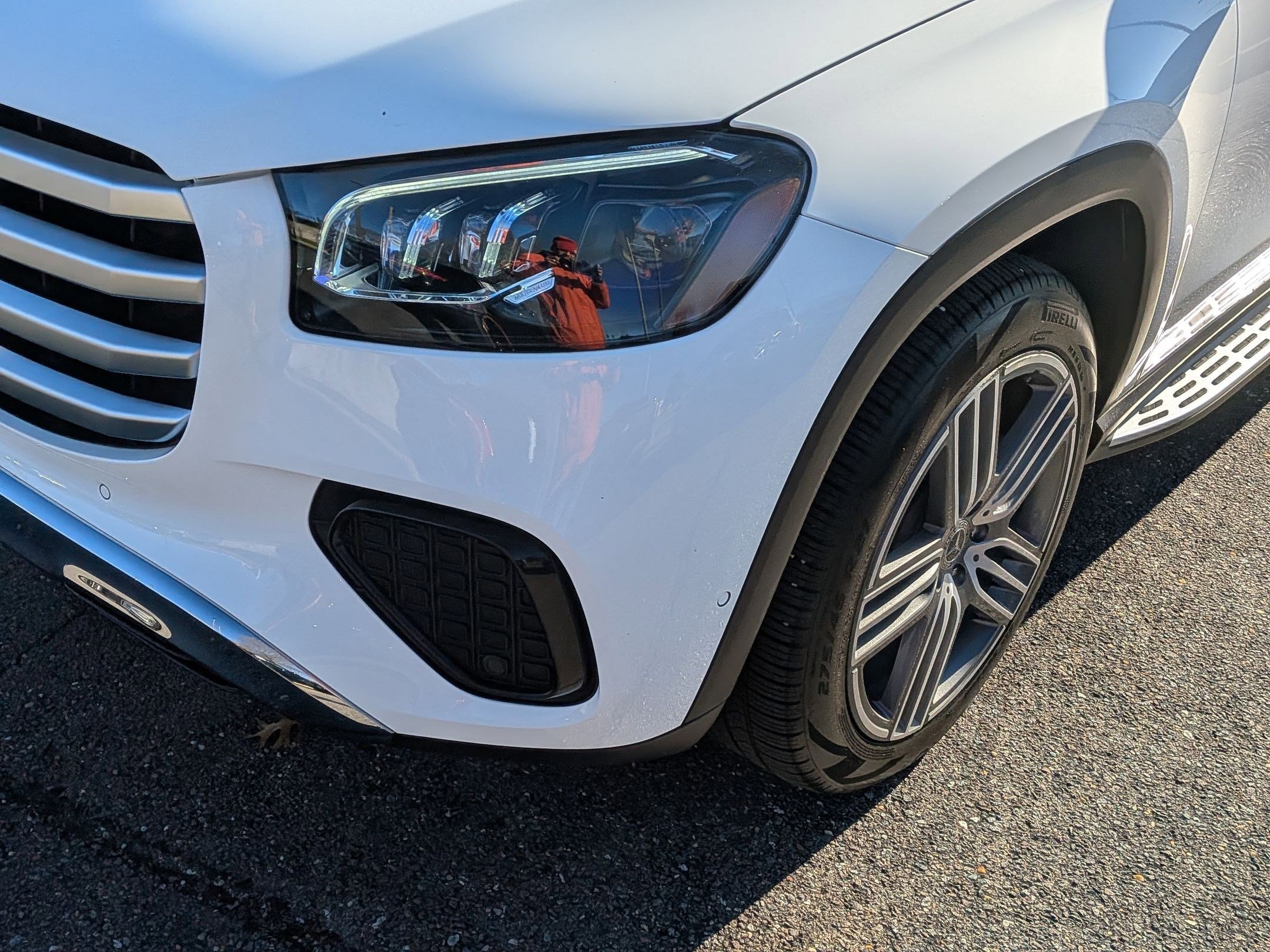 Certified 2025 Mercedes-Benz GLS 450 4MATIC image 9