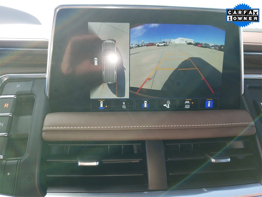 Used 2024 Chevrolet Suburban High Country image 23