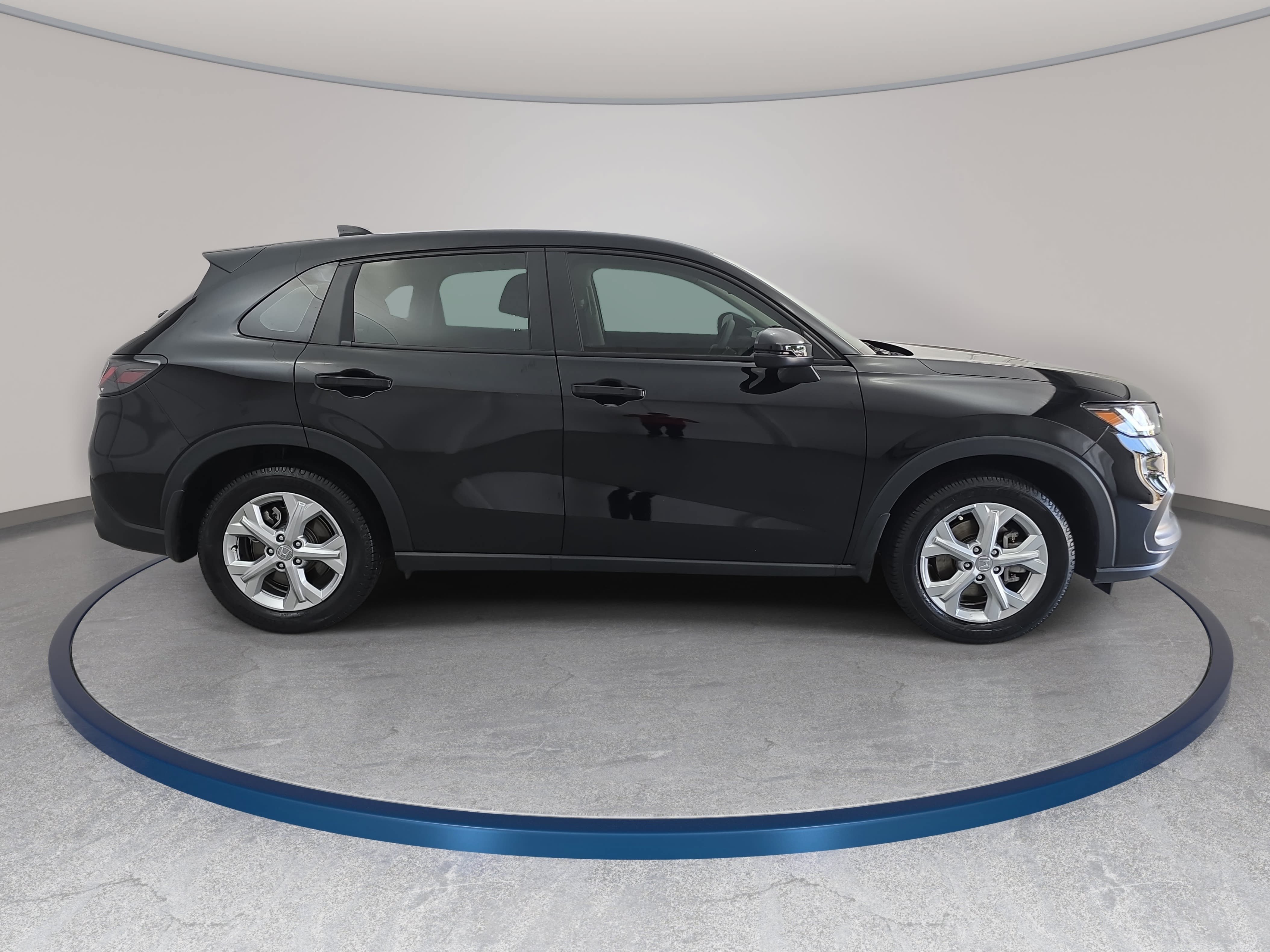 Used 2024 Honda HR-V LX image 4