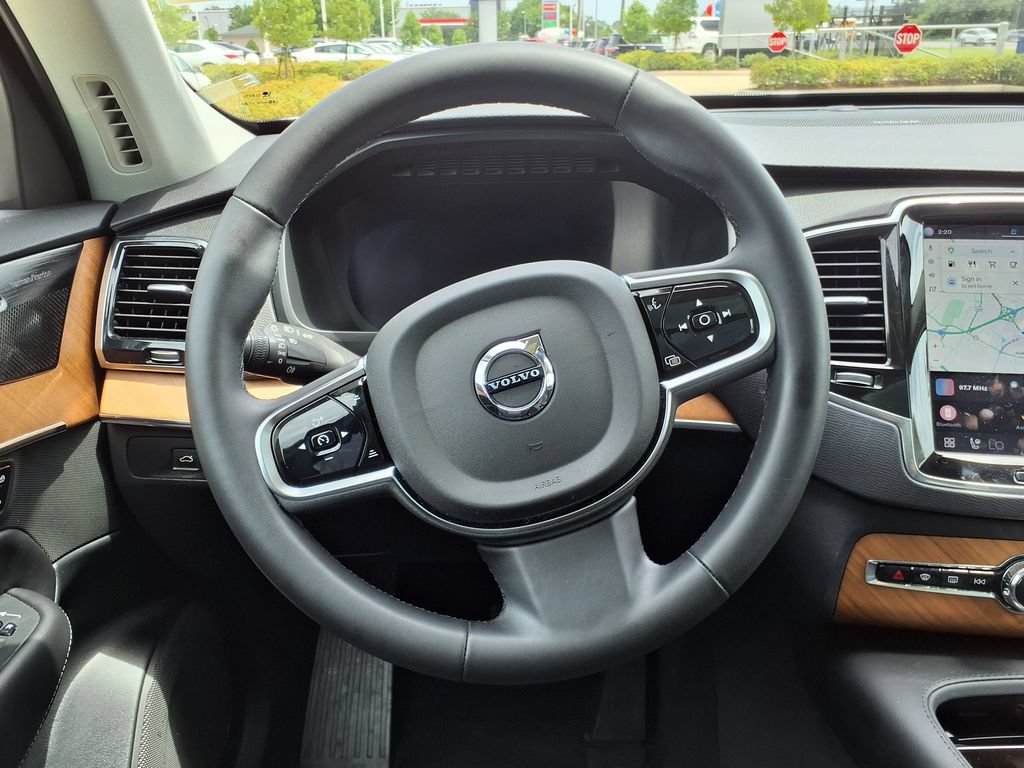 Certified 2024 Volvo XC90 B6 Plus AWD/4WD image 25