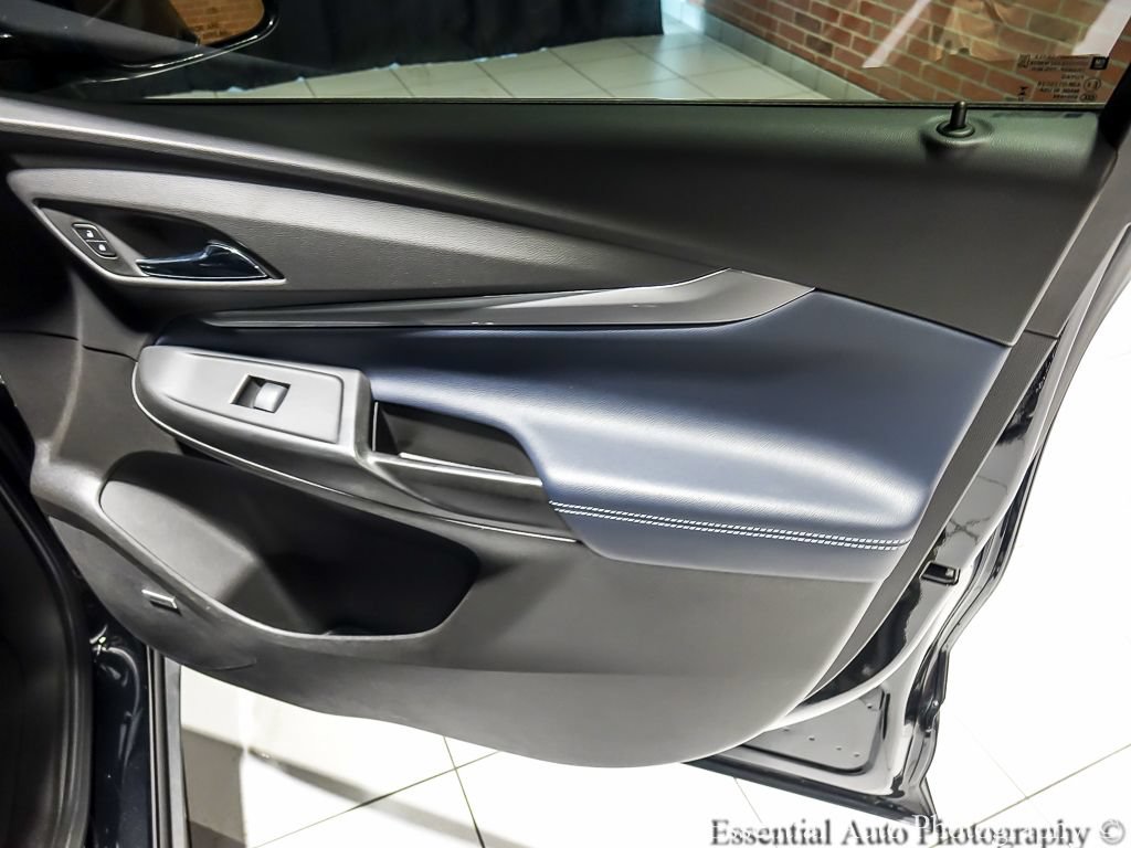 Used 2023 Chevrolet Bolt EUV Premier w/ Sun & Sound Package FWD image 32