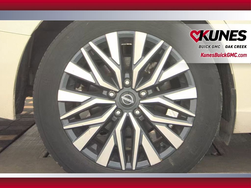 Used 2024 Nissan Altima 2.5 SV image 24