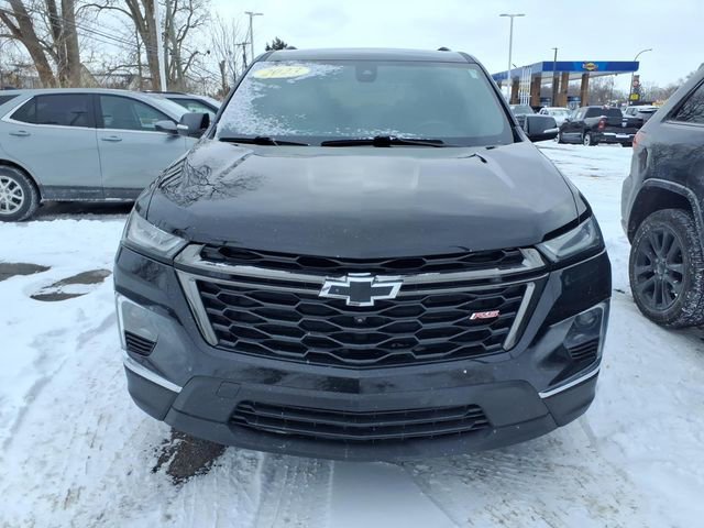 Used 2023 Chevrolet Traverse RS w/ LPO, Floor Liner Package image 2