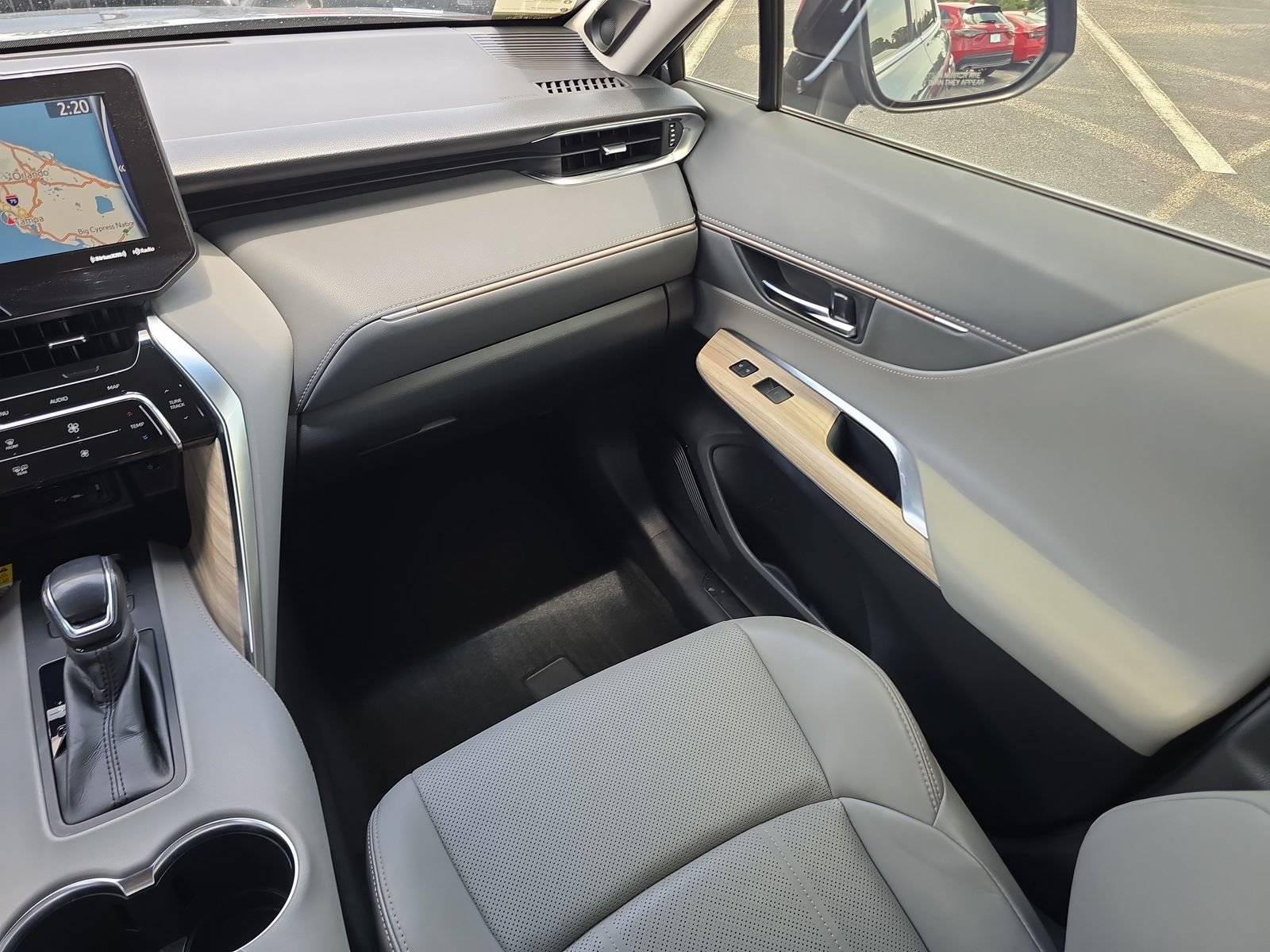 Used 2021 Toyota Venza Limited AWD/4WD image 11