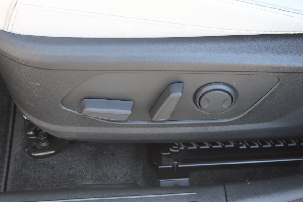 New 2026 Hyundai Tucson Limited AWD/4WD image 14
