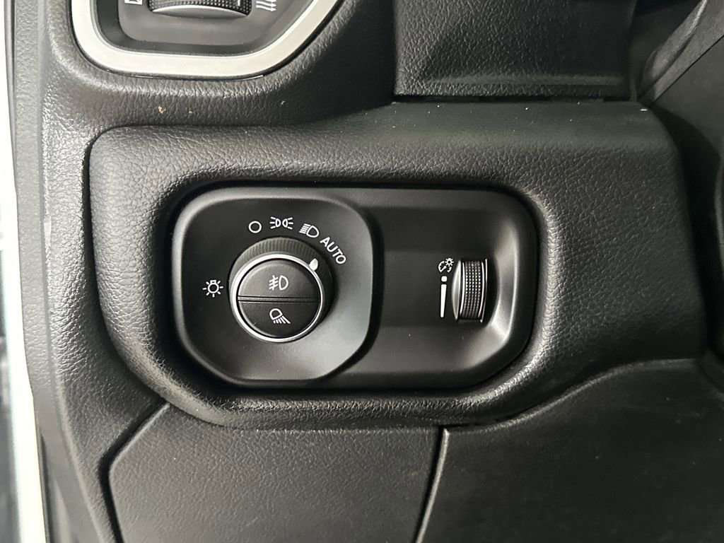 Used 2024 RAM 2500 Big Horn image 19