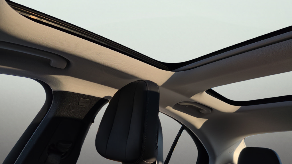 New 2026 Mercedes-Benz E 450 4MATIC Sedan image 18