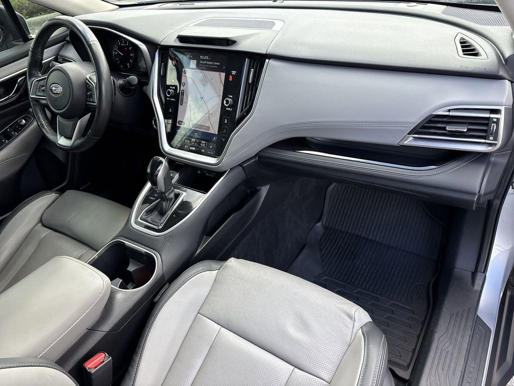 Used 2022 Subaru Outback Limited image 32