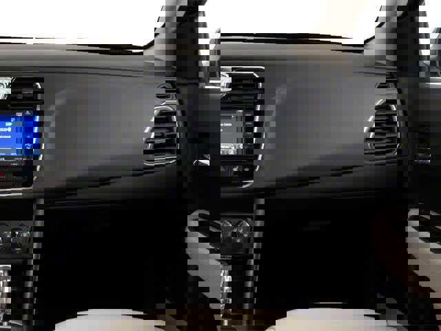 Used 2013 Chrysler 200 Touring w/ S Exterior Appearance Pkg image 13