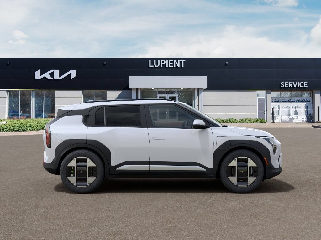 New 2027 Kia EV3 Wind AWD/4WD image 8
