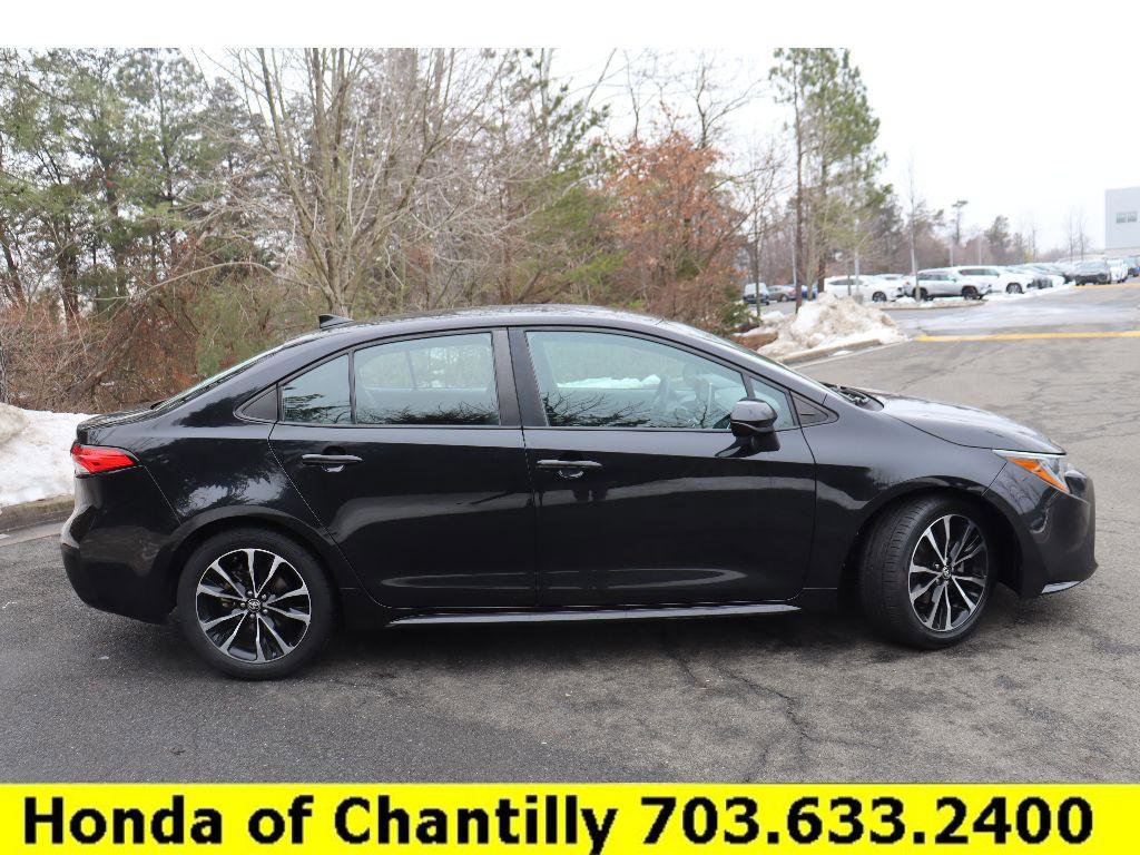 Used 2020 Toyota Corolla LE image 8