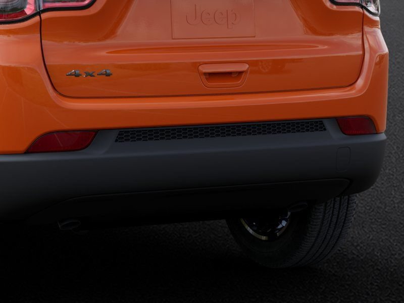 New 2026 Jeep Compass Latitude AWD/4WD image 13