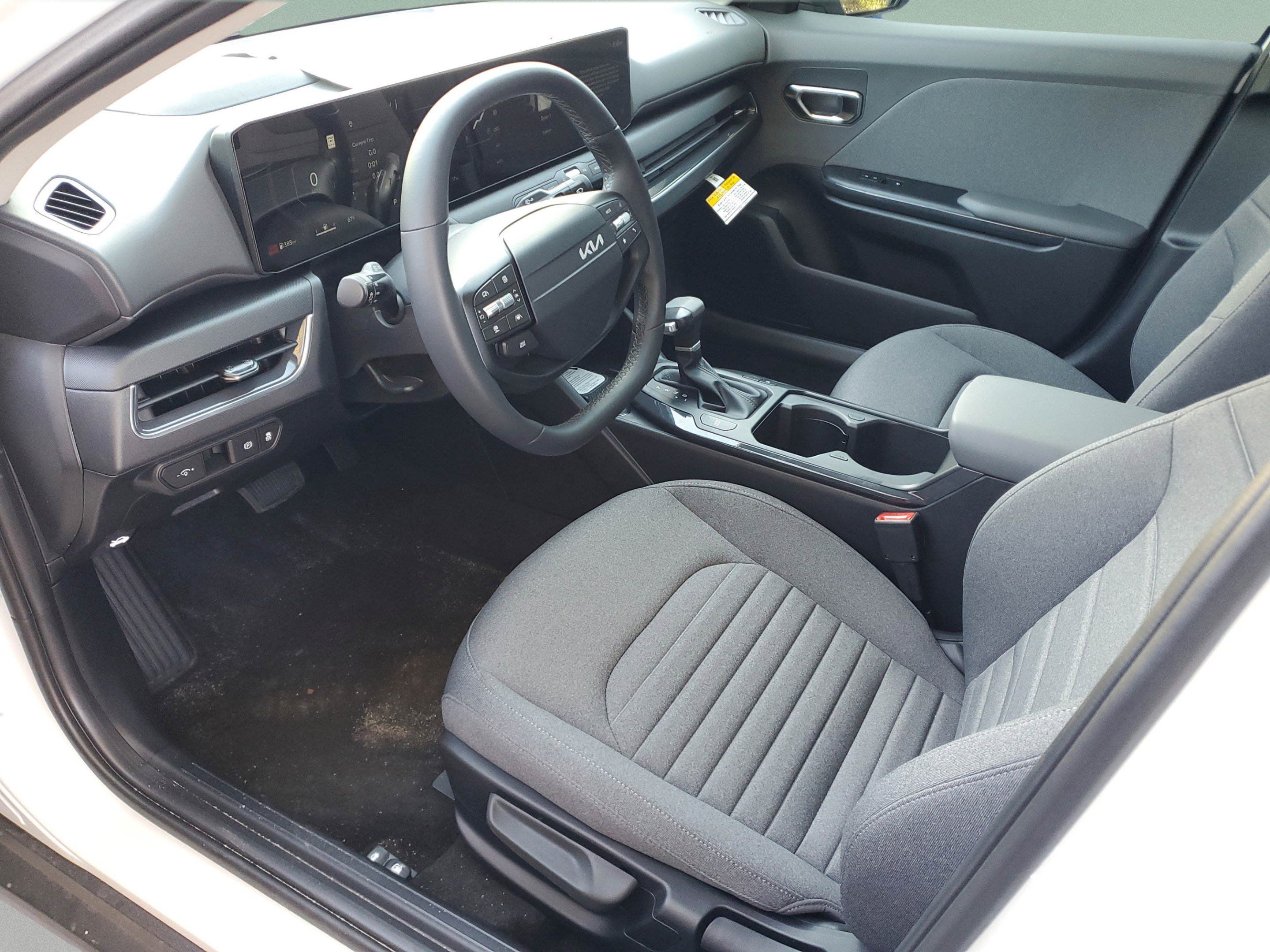 Certified 2025 Kia K4 EX FWD image 20
