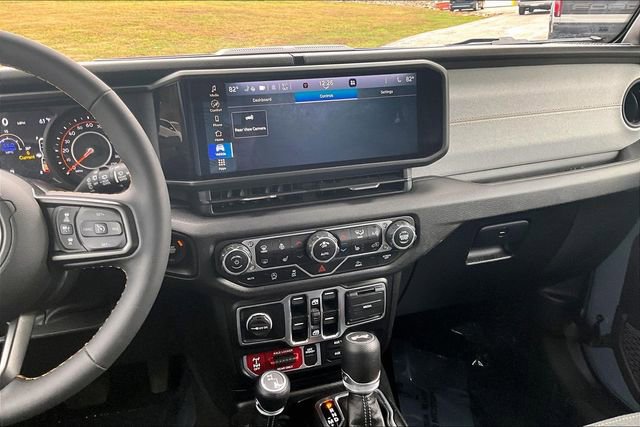 Used 2024 Jeep Wrangler Willys image 6