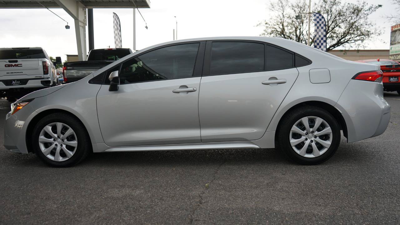 Used 2024 Toyota Corolla LE FWD image 6