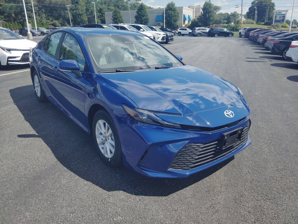 New 2026 Toyota Camry LE w/ Convenience Package