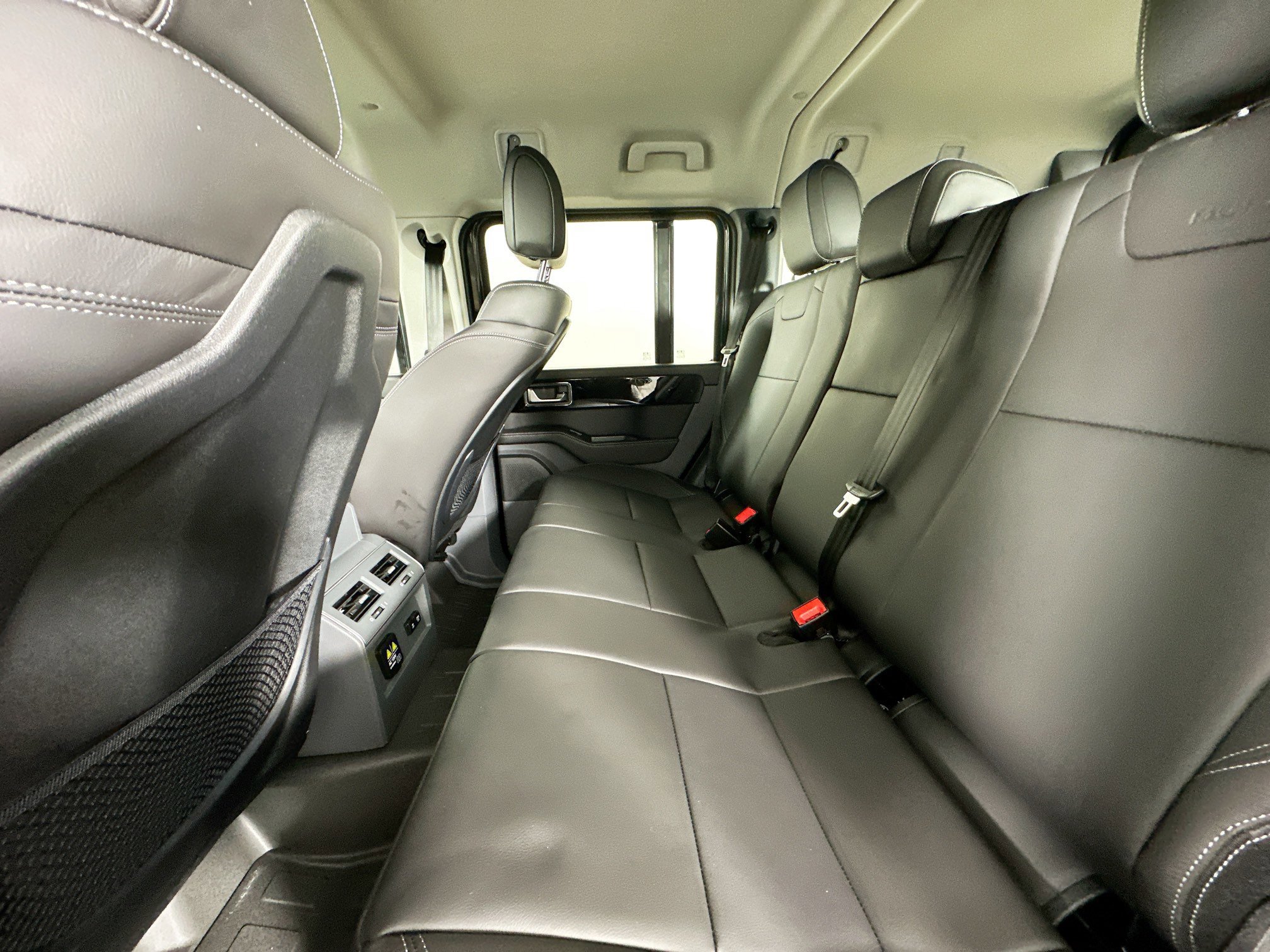 New 2026 INEOS Grenadier AWD/4WD image 38