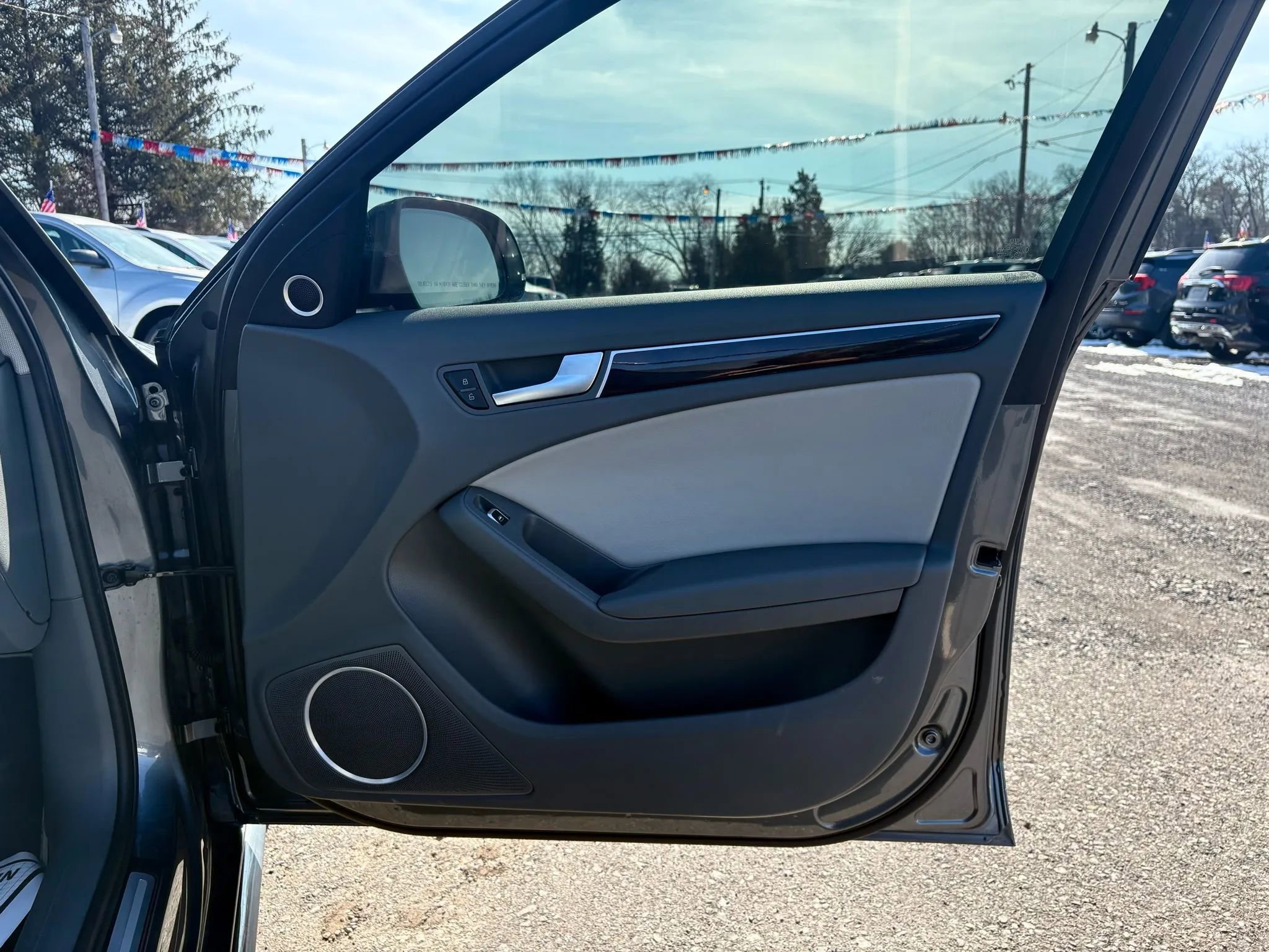 Used 2016 Audi A4 2.0T Premium Plus w/ Technology Package image 12