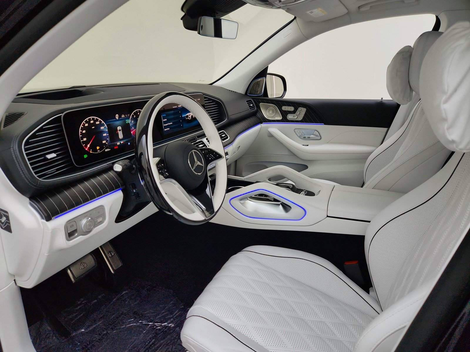 New 2026 Mercedes-Benz Maybach GLS 600 4MATIC image 16
