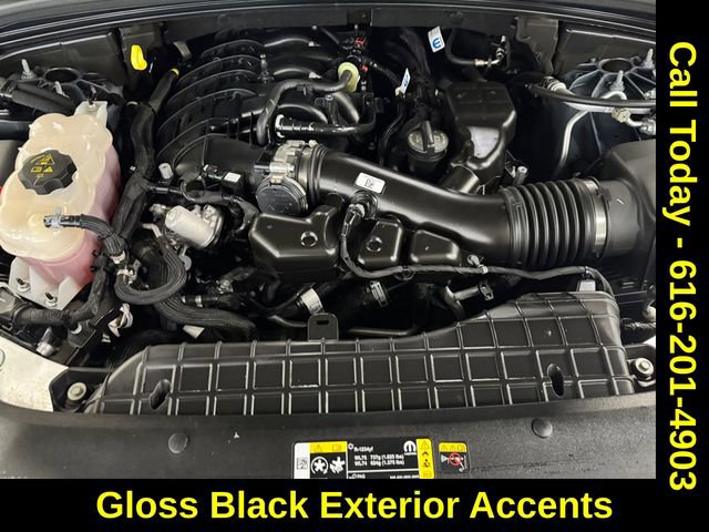 Used 2024 Jeep Grand Cherokee L Altitude image 6