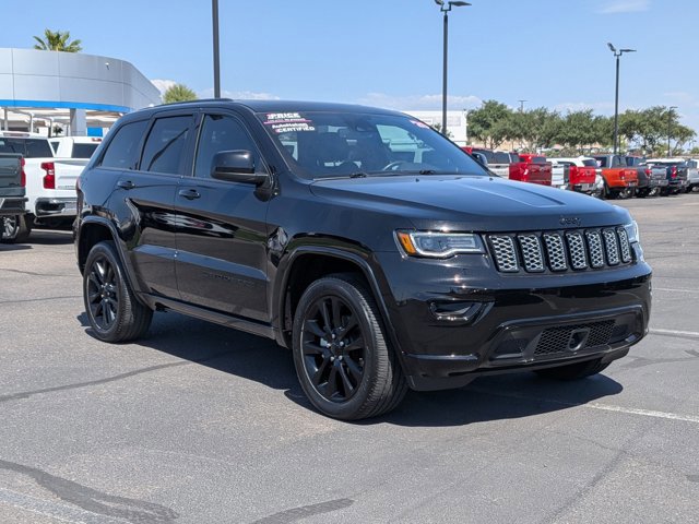 Used 2020 Jeep Grand Cherokee Altitude AWD/4WD video 3