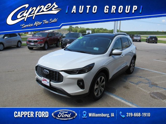 Used 2025 Ford Escape Platinum w/ Premium Technology Package AWD/4WD image 1