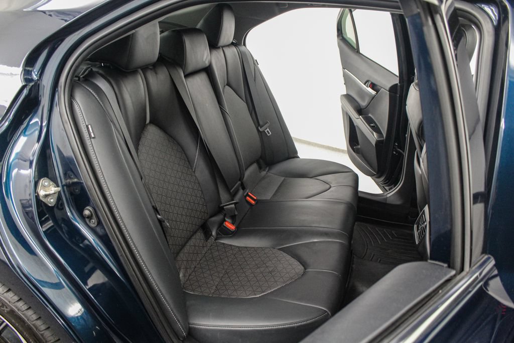 Used 2020 Toyota Camry XSE FWD image 24