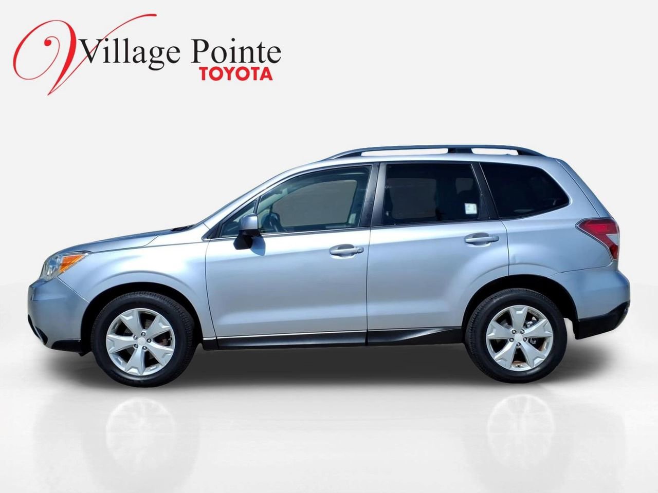 Used 2015 Subaru Forester 2.5i Premium w/ All-Weather Package AWD/4WD image 2