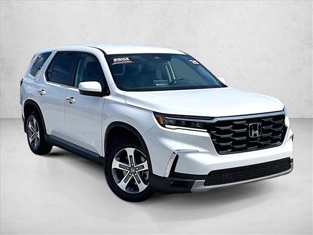 Used 2025 Honda Pilot EX-L image 12