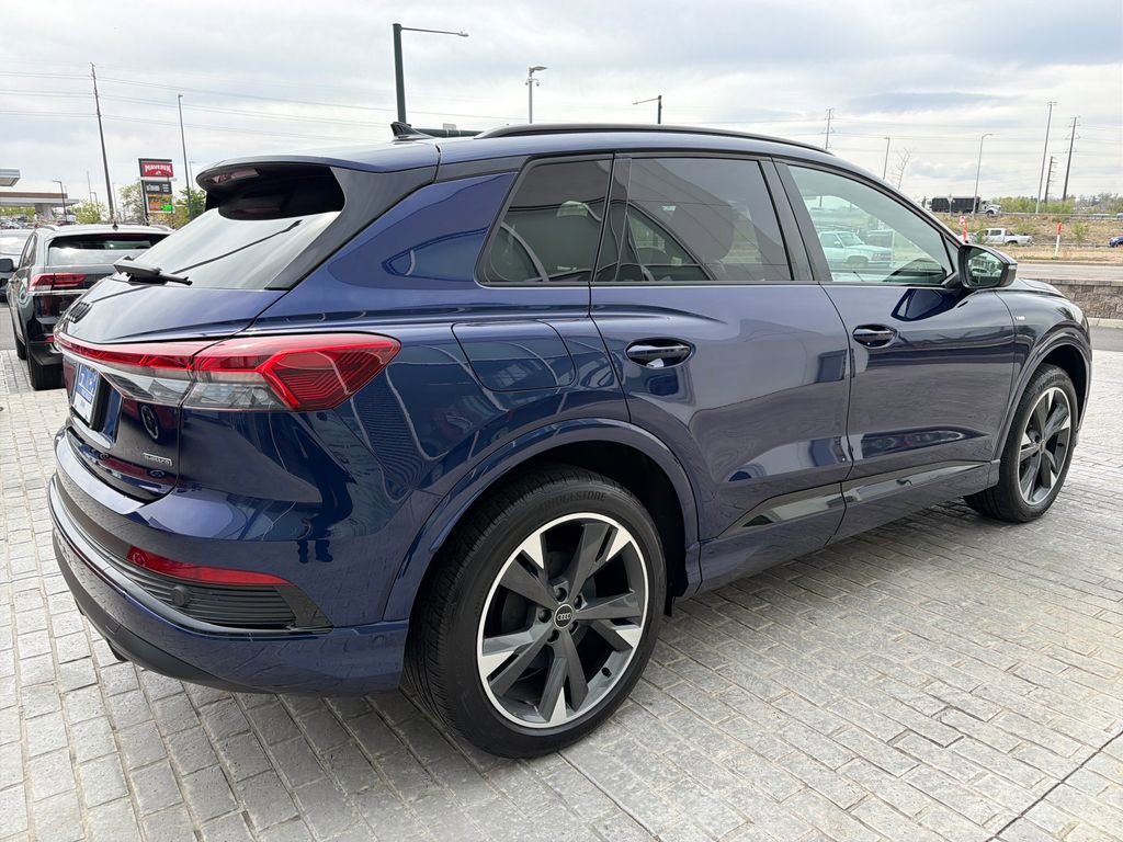 Used 2024 Audi Q4 e-tron Premium Plus w/ Premium Plus image 5